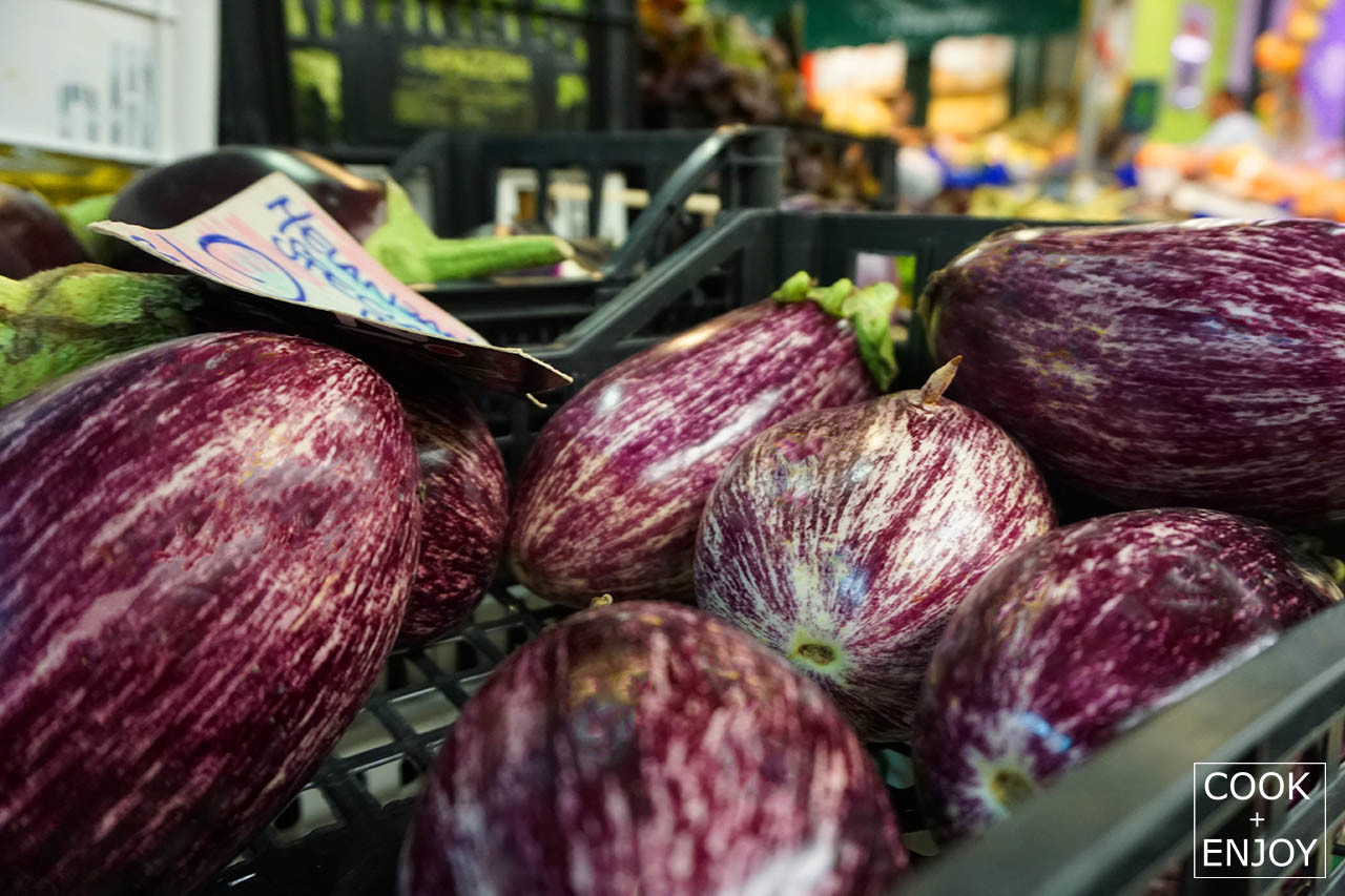 COOK and ENJOY Blog Einkaufen Wochenmarkt Aubergine