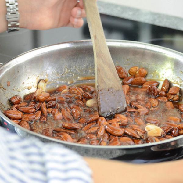 COOK and ENJOY Rezept Gebrannte Mandeln bis von Karamell überzogen