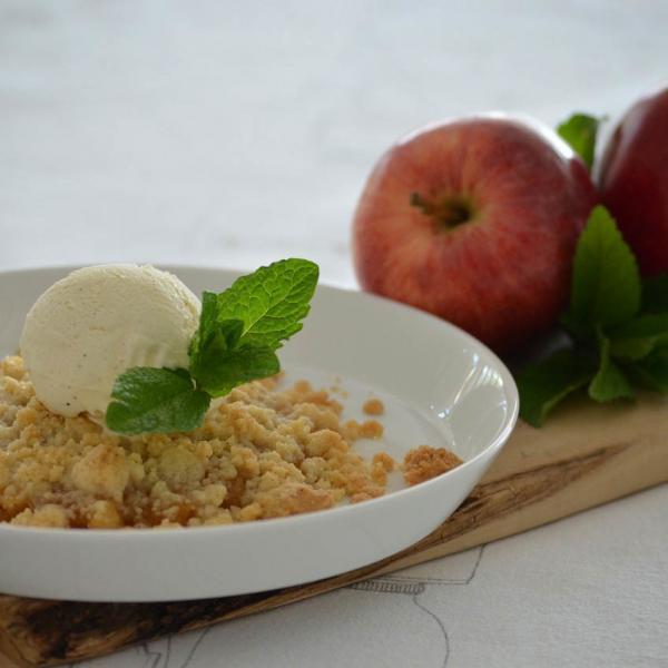 COOK and ENJOY Rezept Apple-Crumble mit Vanilleeis