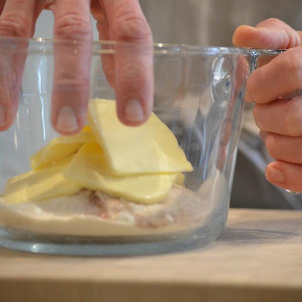 COOK and ENJOY Rezept Apple-Crumble mit Vanilleeis Zubereitung