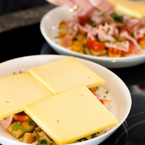 COOK+ENJOY Rezept Walliser Käseschnitte - Auflaufform vorbereiten
