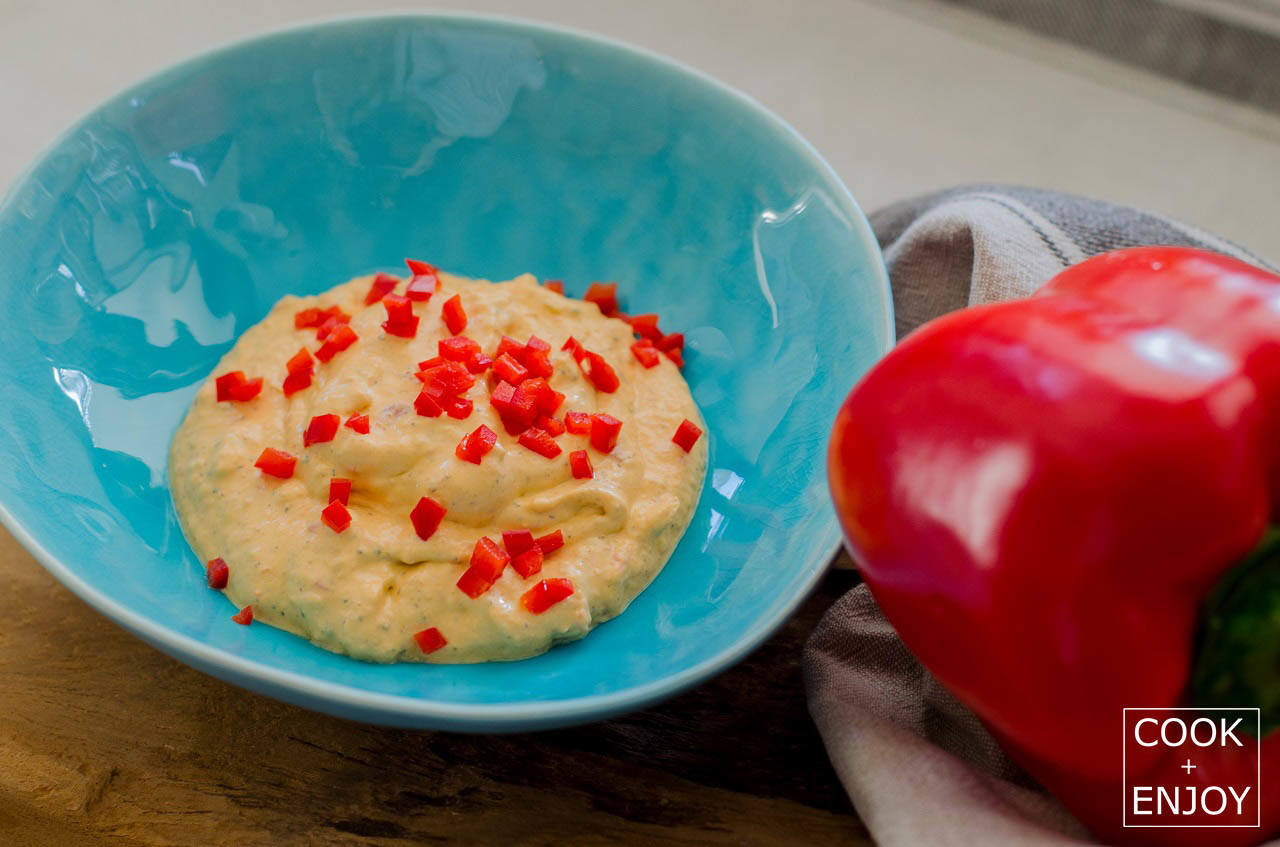 Ajvar Dip - COOK+ENJOY