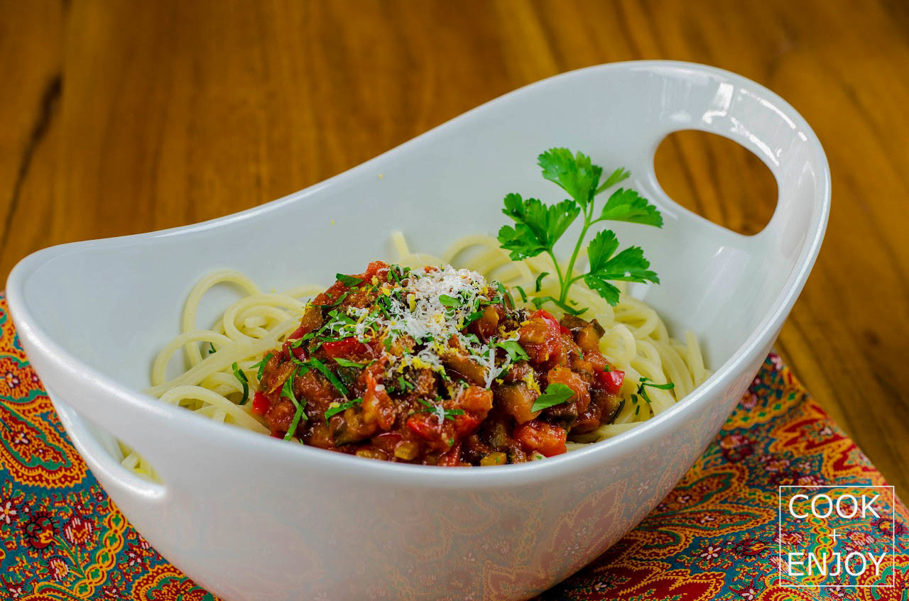 COOK and ENJOY Rezept Spaghetti mit Ratatouille und Gremolata