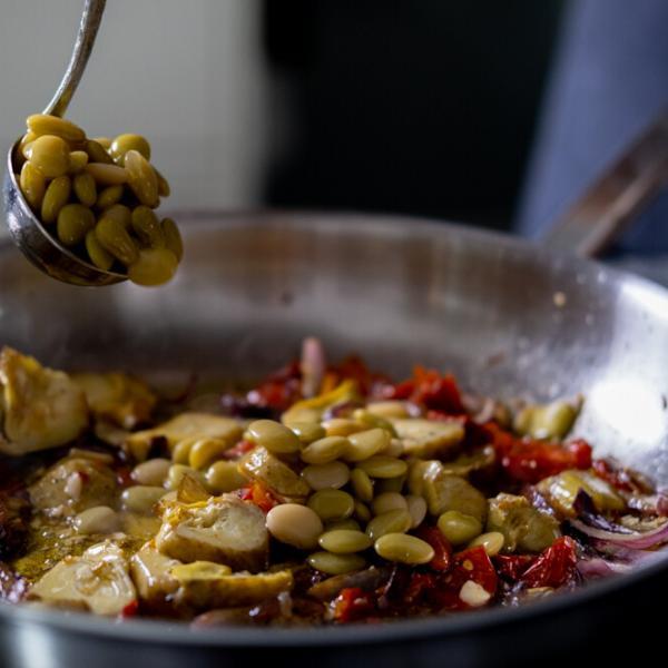 COOK and ENJOY Rezept Limabohnen mit Artischockenherzen und halbgetrockneten Tomaten Zubereitung